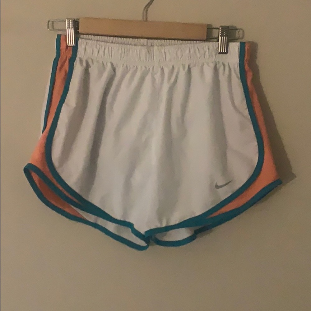 Nike Women's 3'' Dry Tempo Core Running Shorts